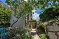House Olive - Pet friendly
