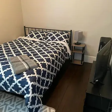 Homestay in Boston Fields Corner Area
