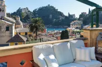 Lovely 2-Bedroom Flat - Sea View Terrace - Meerblick