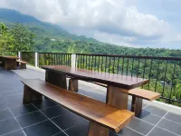 Gajah 12 Lake View Resort Hotels in Ternate