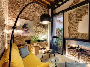 Coeo Despertar Signature Apartments