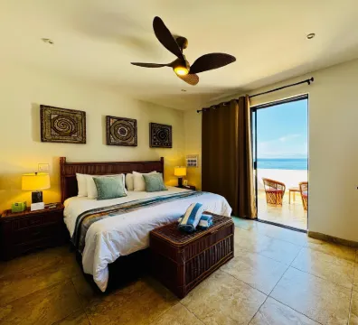 Cerritos Beach Inn
