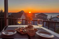 Pool, Sunset Views & Prime Setting! Ocean City Gem - Apartments