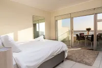 Sea Spray A308 - Mountain view
