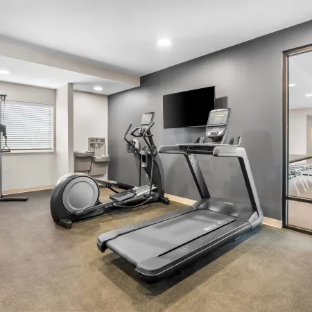 Echo Suites Extended Stay by Wyndham Colorado Springs Airpt Отели рядом с Аэропорт Петерсон-Филд