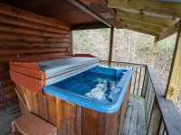 14 Guest, 7 Bed, 4 BR, Lakefront Cabin w/ Hot Tub Hotels in Wolfe County
