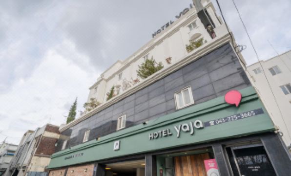 HOTEL YaJa WestGate - Housity