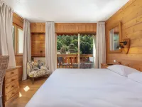 Les Bains Hotels near ترويكا
