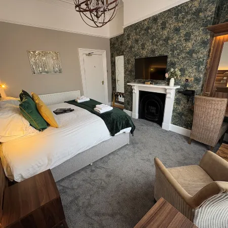 Hedley House Hotel Wellness and Spa Отели рядом с достопримечательностью «Монастырь-музей Бар»
