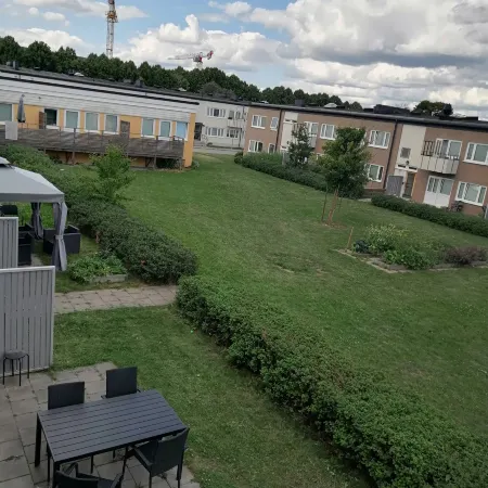 Cozy Guest Room in Green Uppsala - Walk to Central Station