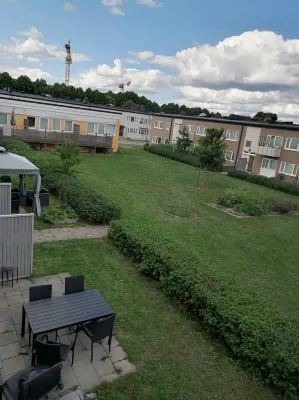 Cozy Guest Room in Green Uppsala - Walk to Central Station