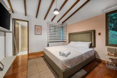 Casa Terracina Amazing 5BR Mansion With Private Pool โรงแรมใน