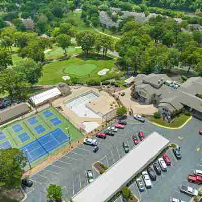 Hole-in-one Hideaway For 4 Fitness & Recreational Facilities