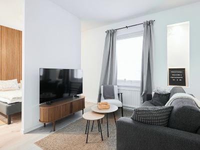 Modernized 1920s Apartment