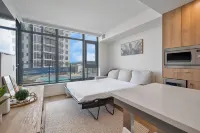 AQUA Corner Unit w Balcony and Amazing View #614 - 景觀