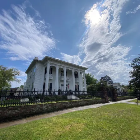 Shadowlawn Bed and Breakfast