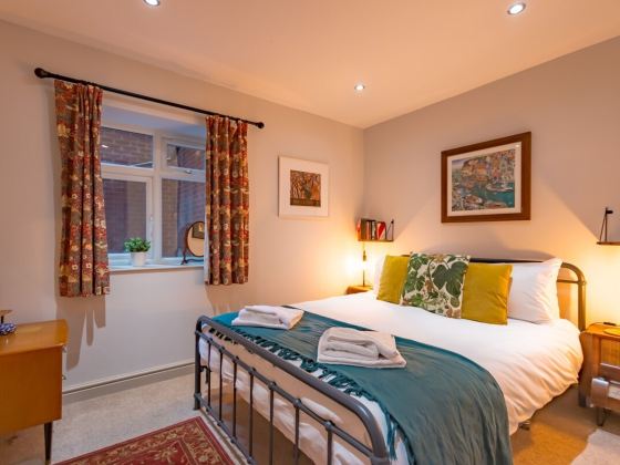 Walpole Bay 2 bed Stunning Garden Apt By ADLIV