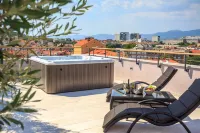 Cornaro Hotel - Indah