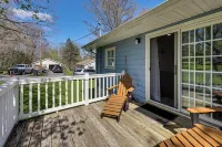 Dog-Friendly Waneta Lake Home w/ Lake Access! - 3 Sao