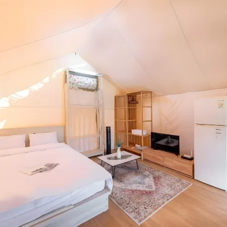 Cheongdo Shinnanda Aegyeon Glamping