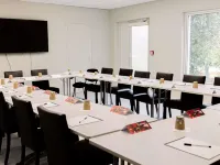 Ibis Clermont Ferrand A71 A75 la Méridienne