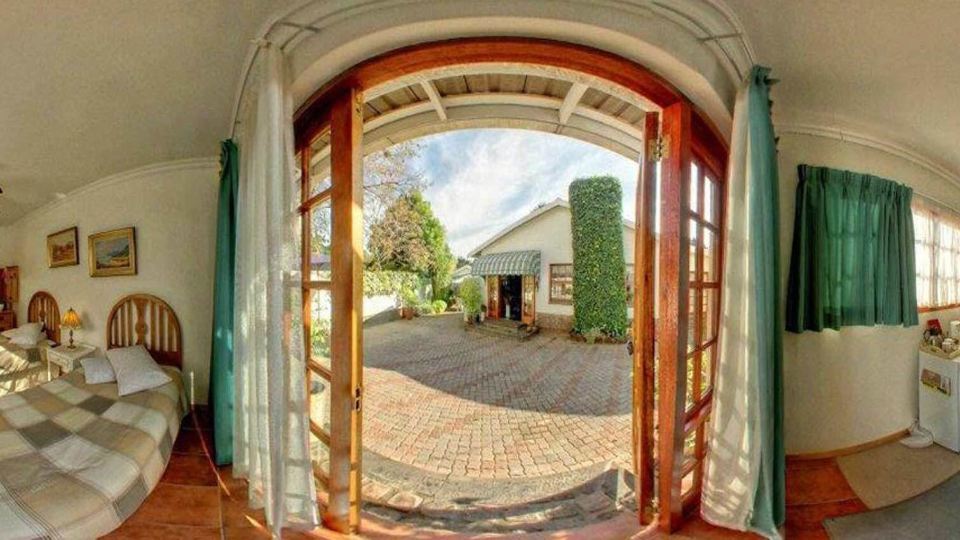 Cosy Den B&B Luxury Guest House Style