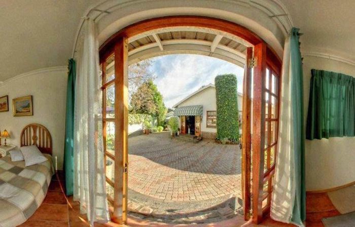 Cosy Den B&B Luxury Guest House Style
