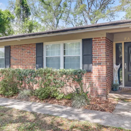 Beach Retreat in Jacksonville Pet and Family-Friendly