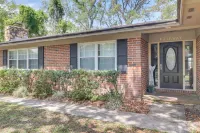 Beach Retreat in Jacksonville Pet and Family-Friendly