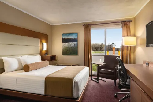 Atlantic Host Hotel, Trademark Collection by Wyndham - 3-Star