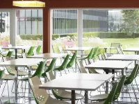 Ibis Styles Nivelles - พร้อมอาหารเช้า
