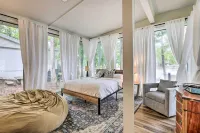 Eatonton Getaway on Lake Sinclair w/ Dock! - 3-Star