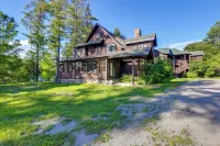 Expansive Eagle Lake Escape w/ Boathouse + Beach - Villas