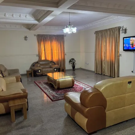 Christabel Hotel and Apartment Jos