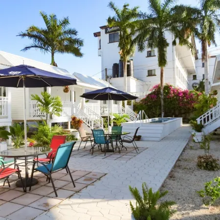 HarbourView Hotel