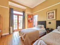 84 on Fourth Guest House Hotels near Emmarentia Dam