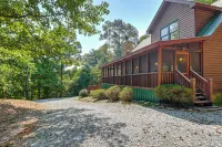 Ellijay Cabin Hot Tub, Mtn Views & Game Room - 3 stjerner