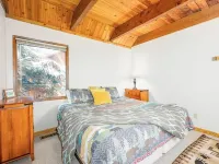 Two-bedroom Plus Loft Chalet w/ Mountain Views Hotels near Chair 6