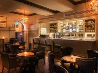 Bishop's Gate Hotel - Bares
