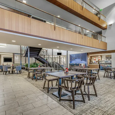 Embassy Suites by Hilton Detroit Metro Airport