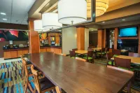 Fairfield Inn & Suites Muskogee - parking