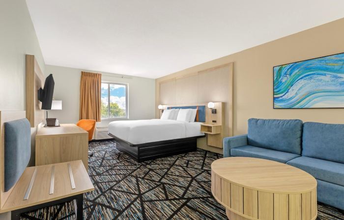 Luxury Inn & Suites Troy
