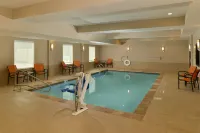 Hampton Inn & Suites Harvey/New Orleans West Bank - Pool