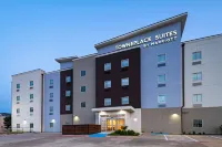 TownePlace Suites Weatherford - parkir