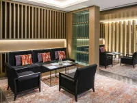DoubleTree by Hilton Riyadh Financial District Hotel & Suites Hotels near Owais Mall