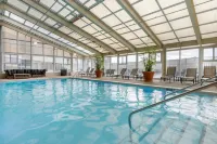 Omni Richmond Hotel - Pools