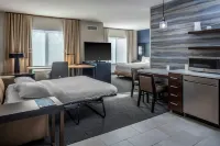 Residence Inn Detroit Sterling Heights - parking