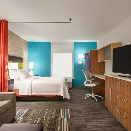 Home2 Suites by Hilton Woodbridge Potomac Mills