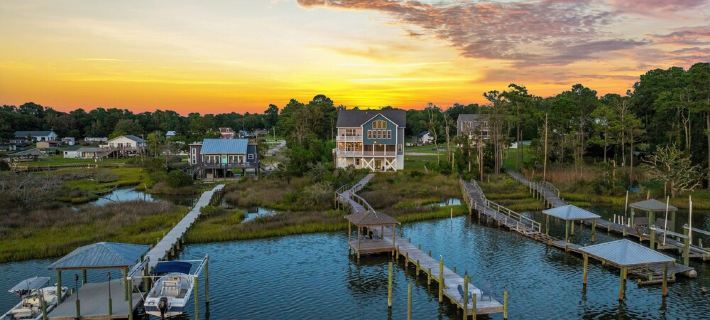 Paradise Waterfront Retreat – 5  | Elevator | Dock + Decks, Boat Access Hotels in Onslow County