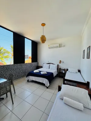 Maraga Beach Hostel - Kitchens